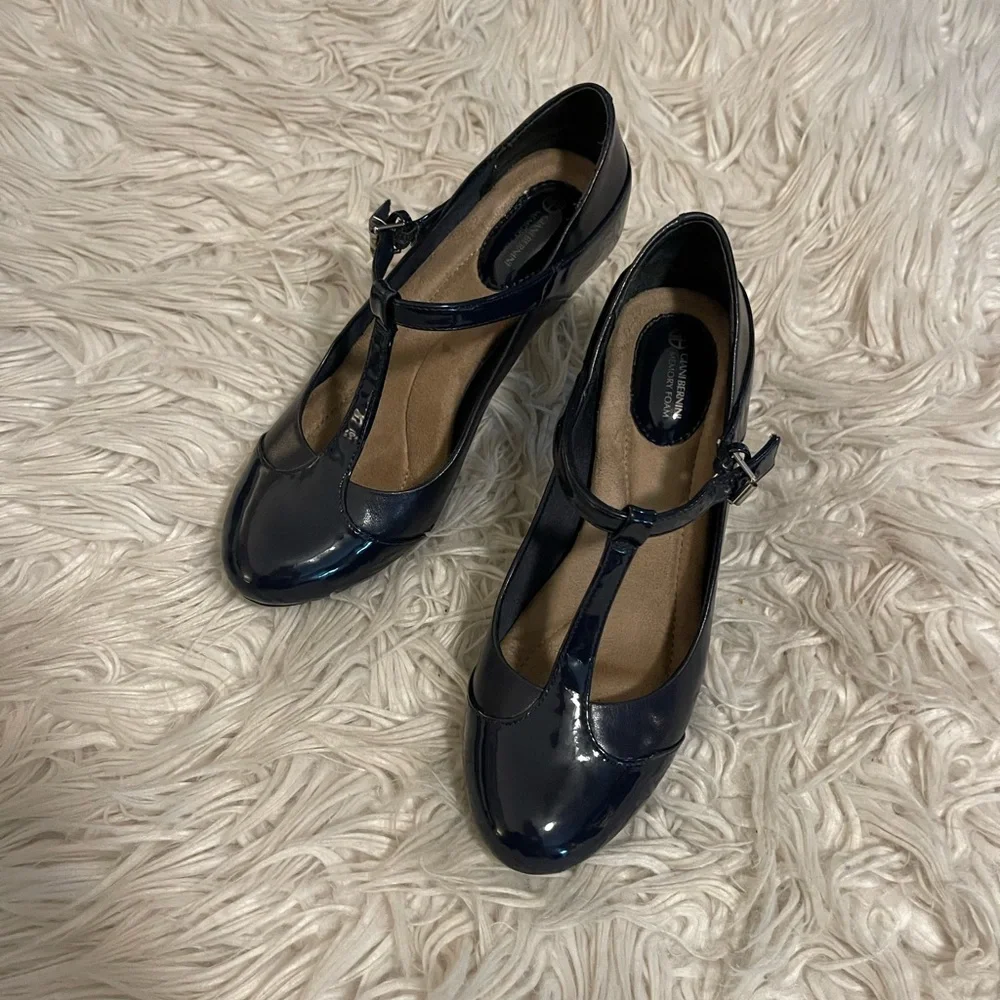 Navy | Giana Bernini | Memory Foam | Heels - Picture 13 of 15